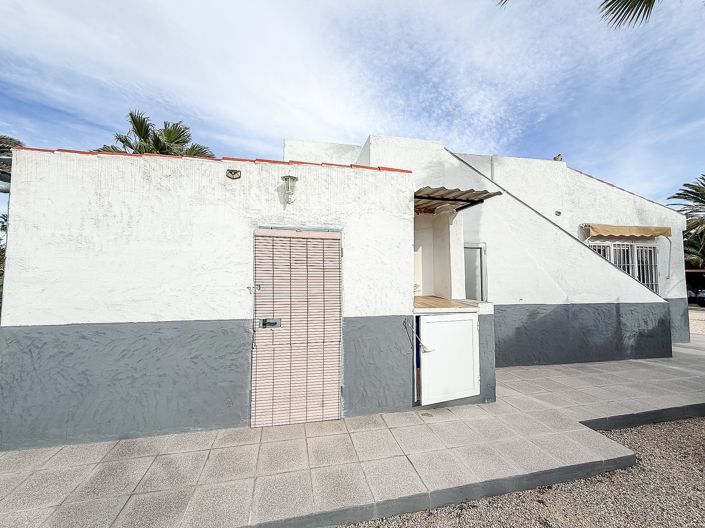 Image No.33-2 Bed Country House for sale
