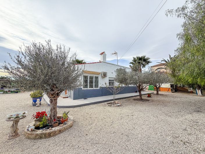 Image No.40-2 Bed Country House for sale