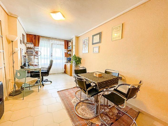 Image No.11-Appartement de 3 chambres à vendre