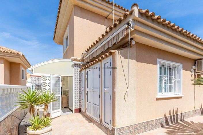 Image No.3-Villa de 3 chambres à vendre à Torrevieja