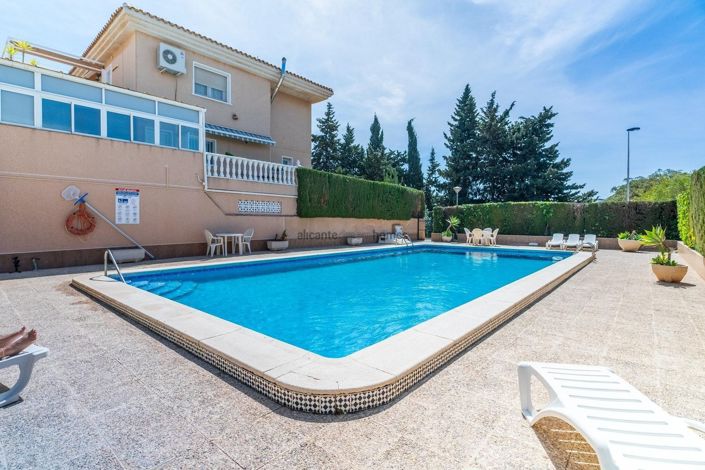 Image No.4-Villa de 3 chambres à vendre à Torrevieja