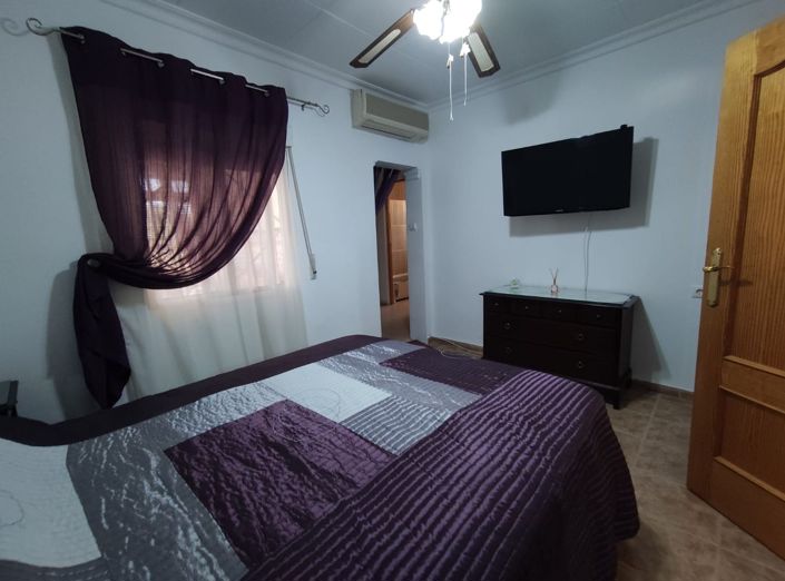 Image No.15-3 Bed Villa for sale