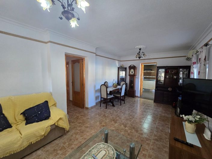 Image No.7-3 Bed Villa for sale