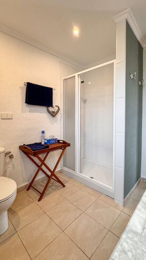 Image No.28-4 Bed Villa for sale