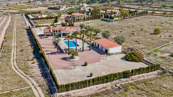 Image No.38-4 Bed Villa for sale