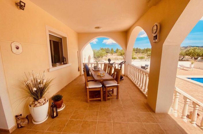 Image No.18-4 Bed Villa for sale