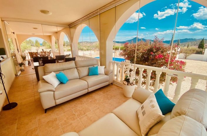 Image No.22-4 Bed Villa for sale