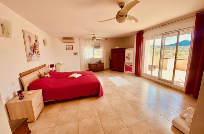 Image No.43-4 Bed Villa for sale
