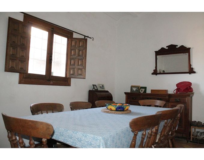 Image No.9-5 Bed Country House for sale