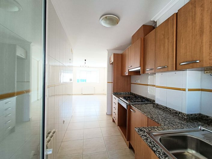Image No.11-3 Bed Apartment for sale