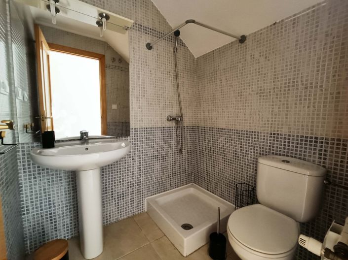 Image No.14-3 Bed Apartment for sale