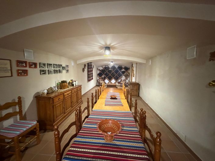 Image No.22-4 Bed Apartment for sale