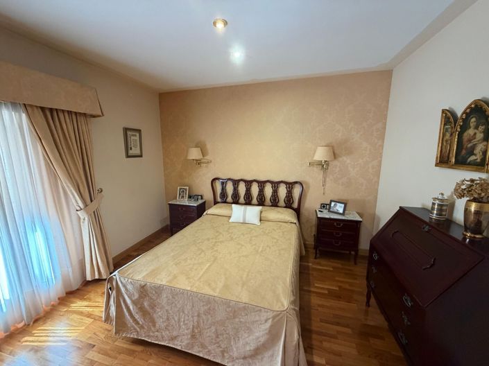 Image No.31-4 Bed Apartment for sale