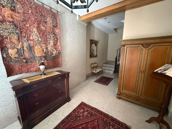 Image No.9-4 Bed Apartment for sale