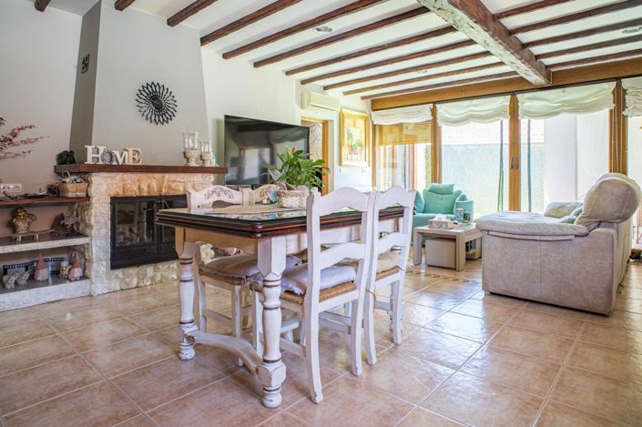 Image No.9-Villa de 4 chambres à vendre à Pinoso