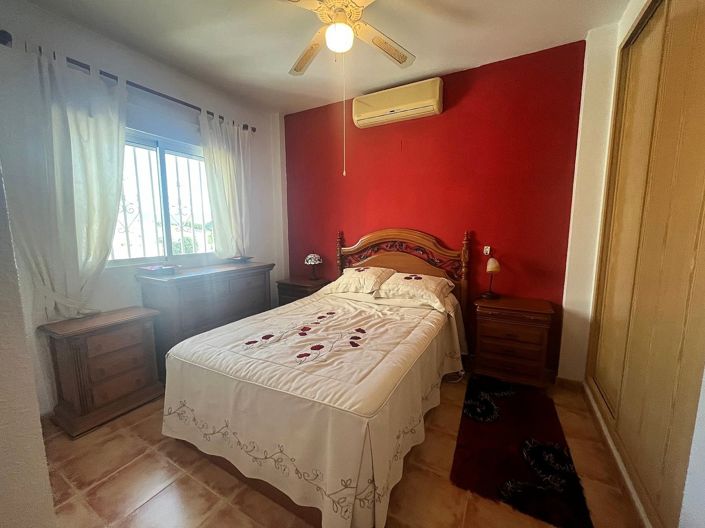 Image No.17-3 Bed Villa for sale