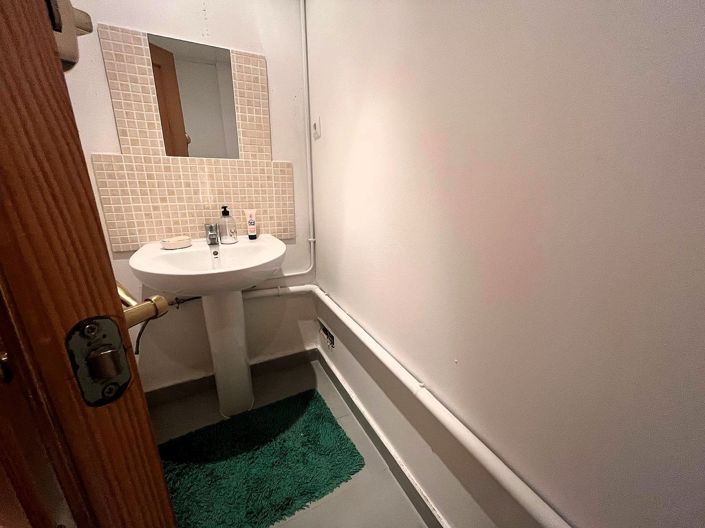 Image No.40-3 Bed Villa for sale