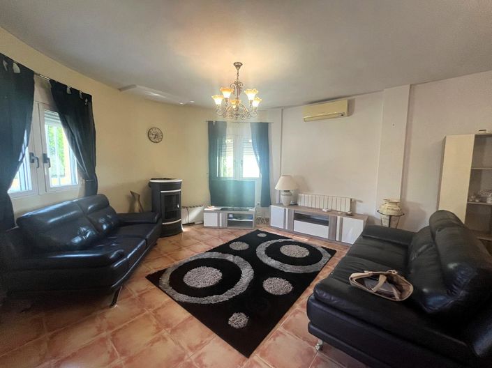 Image No.7-3 Bed Villa for sale