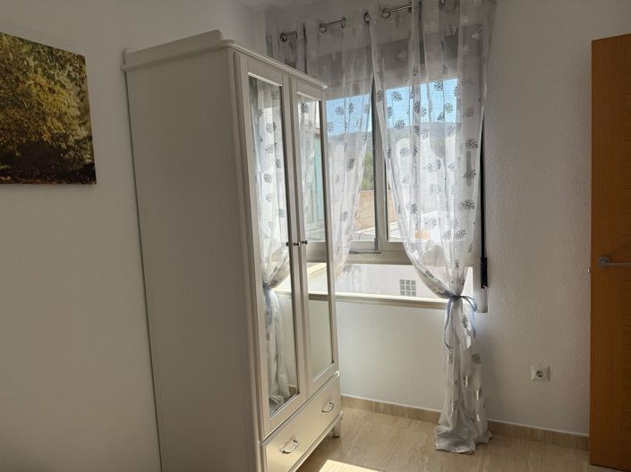 Image No.23-3 Bed Apartment for sale