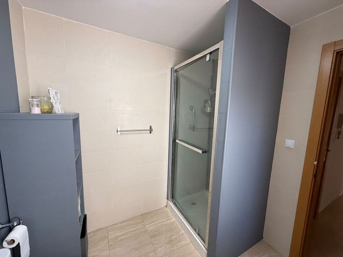 Image No.30-3 Bed Apartment for sale