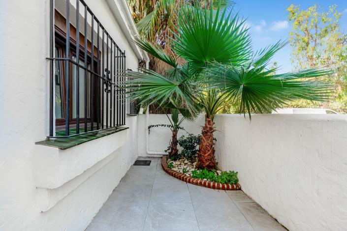 Image No.25-4 Bed Apartment for sale