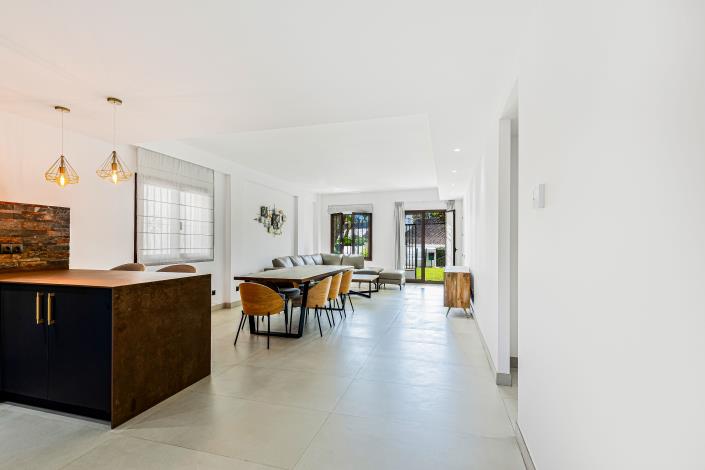 Image No.3-4 Bed Apartment for sale