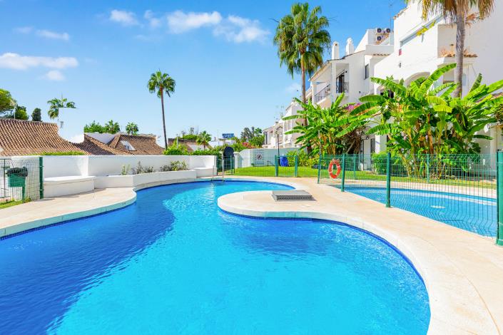 Image No.10-4 Bed Apartment for sale