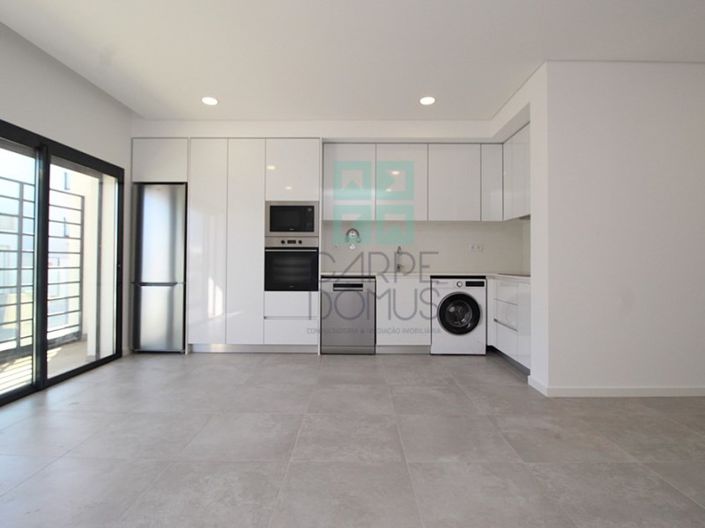 Image No.4-2 Bed Apartment for sale