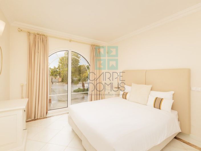 Image No.45-4 Bed House for sale