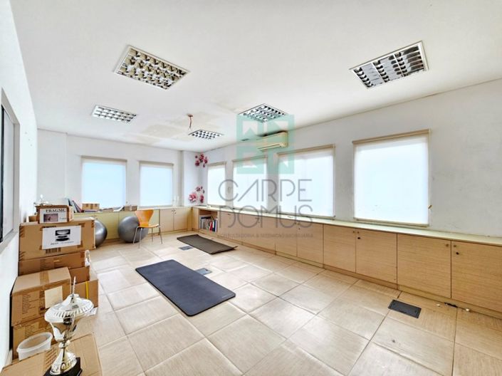 Image No.25-Commercial for sale