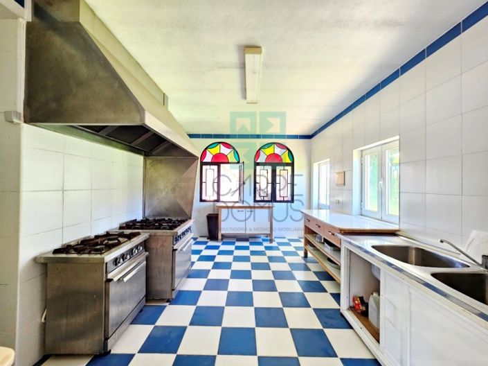 Image No.21-10 Bed Farmhouse for sale