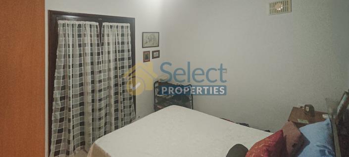 Image No.12-2 Bed House for sale