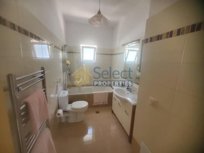Image No.12-5 Bed Villa for sale