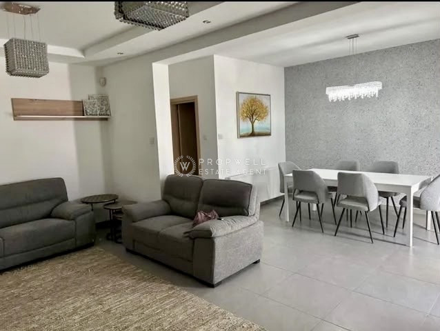 Image No.3-3 Bed House for sale