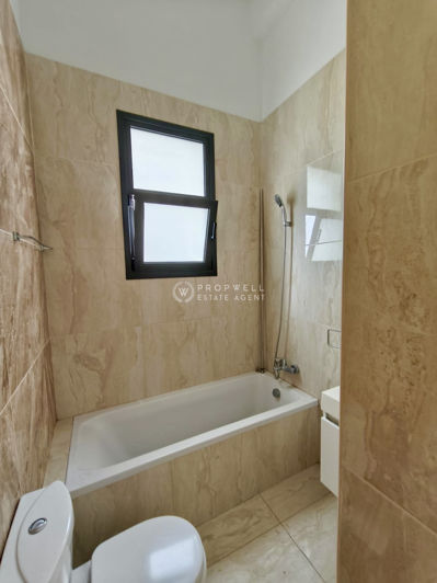 Image No.12-3 Bed House for sale