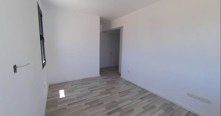 Image No.27-2 Bed Apartment for sale