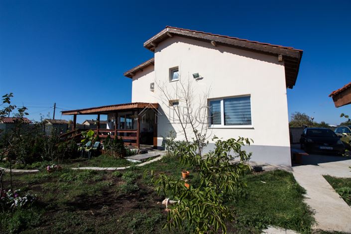 Image No.6-4 Bed House for sale