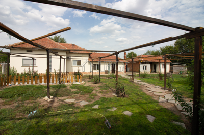 1 - Polski Trambesh, House