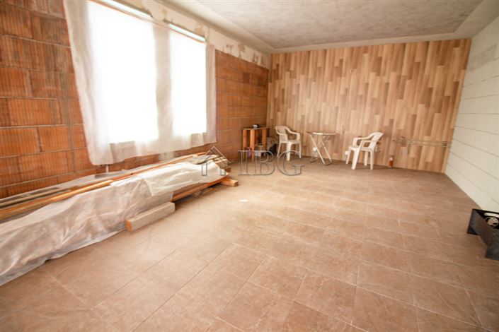 Image No.15-2 Bed House for sale