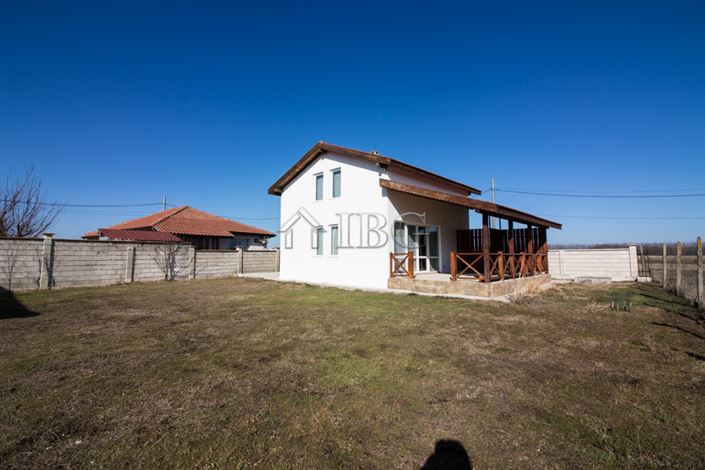 Image No.4-2 Bed House for sale