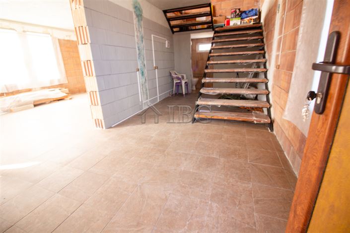 Image No.7-2 Bed House for sale