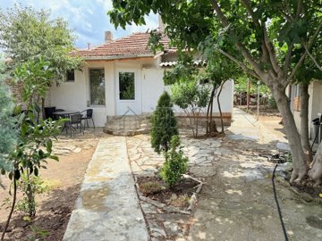 1 - Burgas, House
