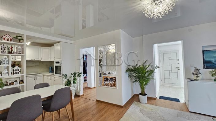 Image No.10-2 Bed House for sale