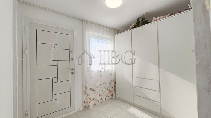 Image No.15-2 Bed House for sale