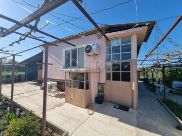 1 - Vinarsko, House