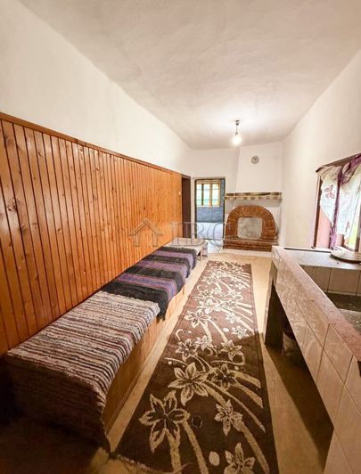 Image No.11-3 Bed House for sale