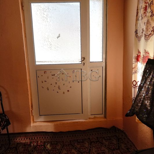 Image No.15-3 Bed House for sale