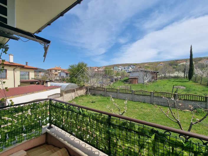 Image No.20-4 Bed House for sale