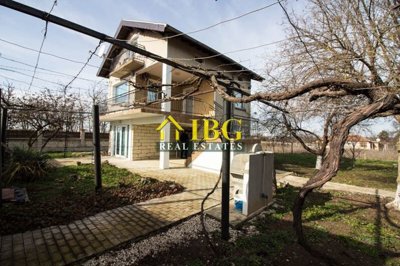 2-bed-renovated-house-5-mon-to-the-sea-7