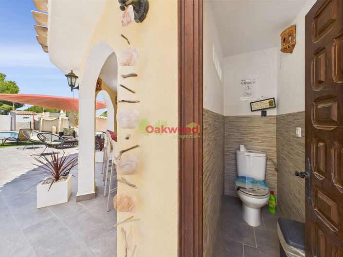 Image No.16-5 Bed Villa for sale